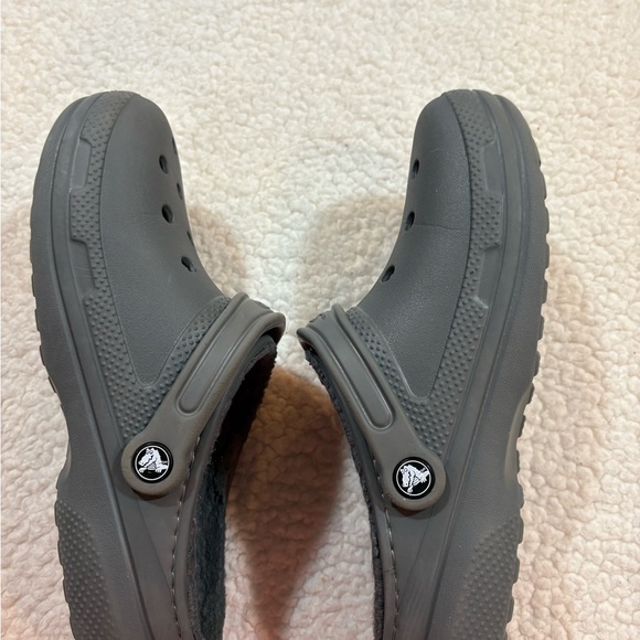 CROCS Gray Slippers with Ventilation and Textured Footbed - Picture 6 of 7